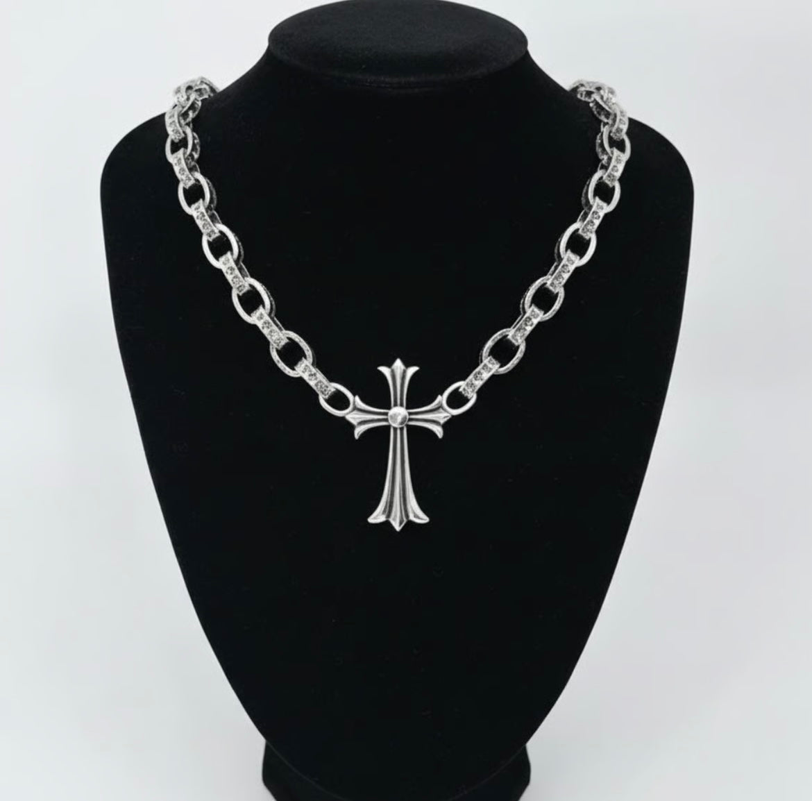 【SL54】Paper chain cross neckrace