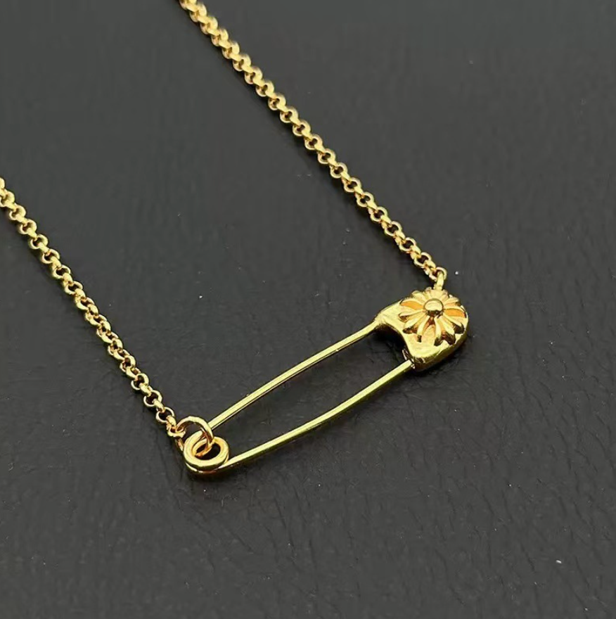 【SL118】Pin Cross Chain Necklace Gold