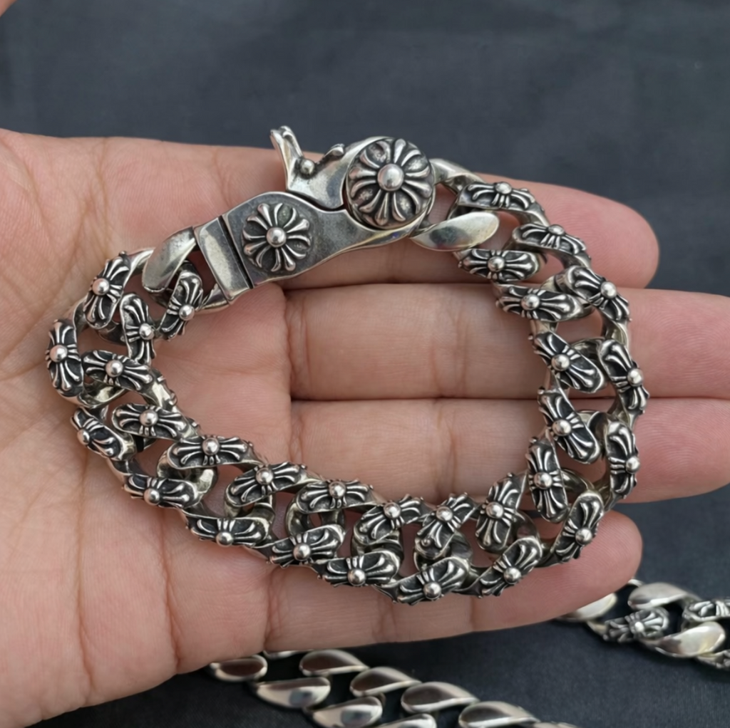 【SL135】Cathedral Cross Bracelet
