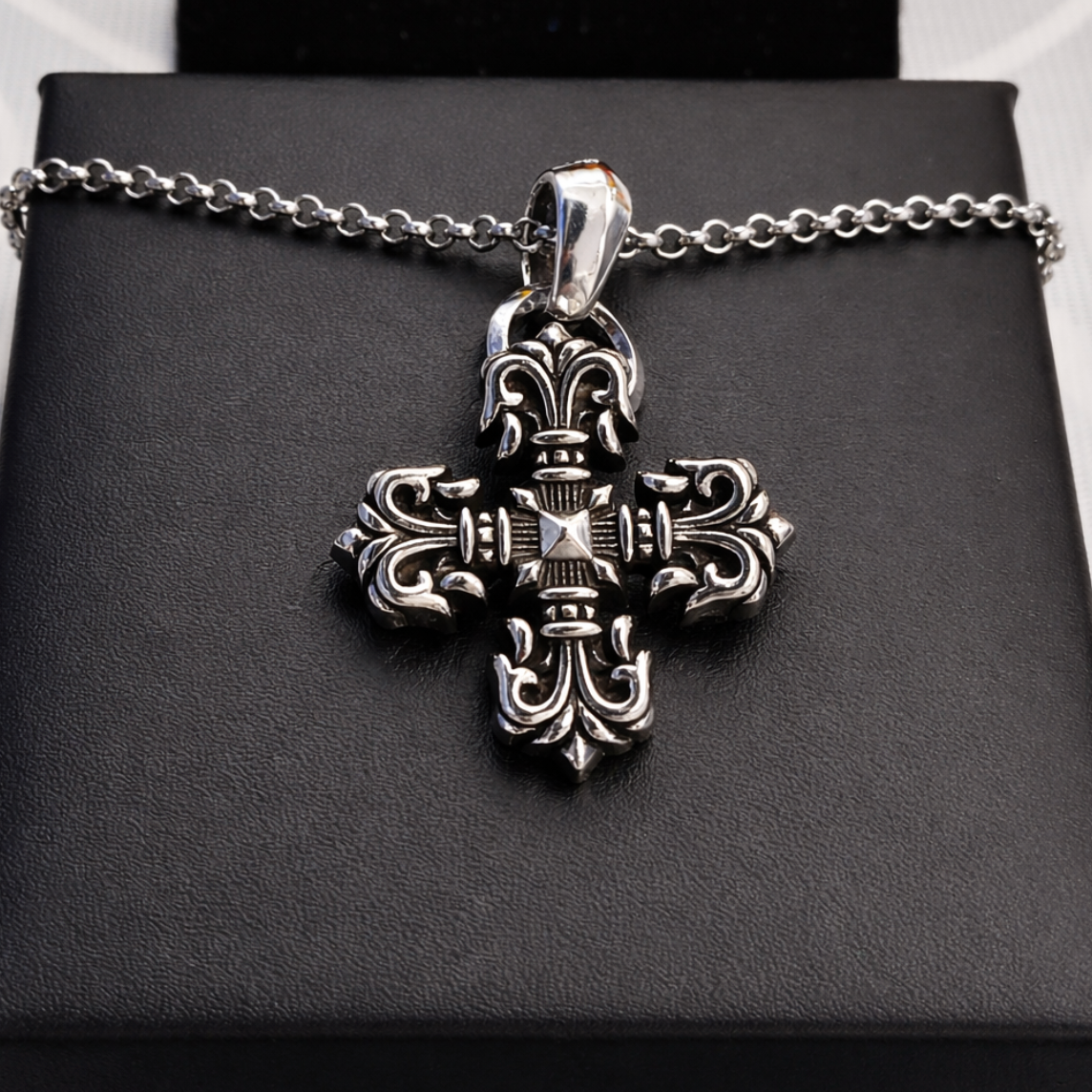 【SL157】Baroque Structure Cross Necklace