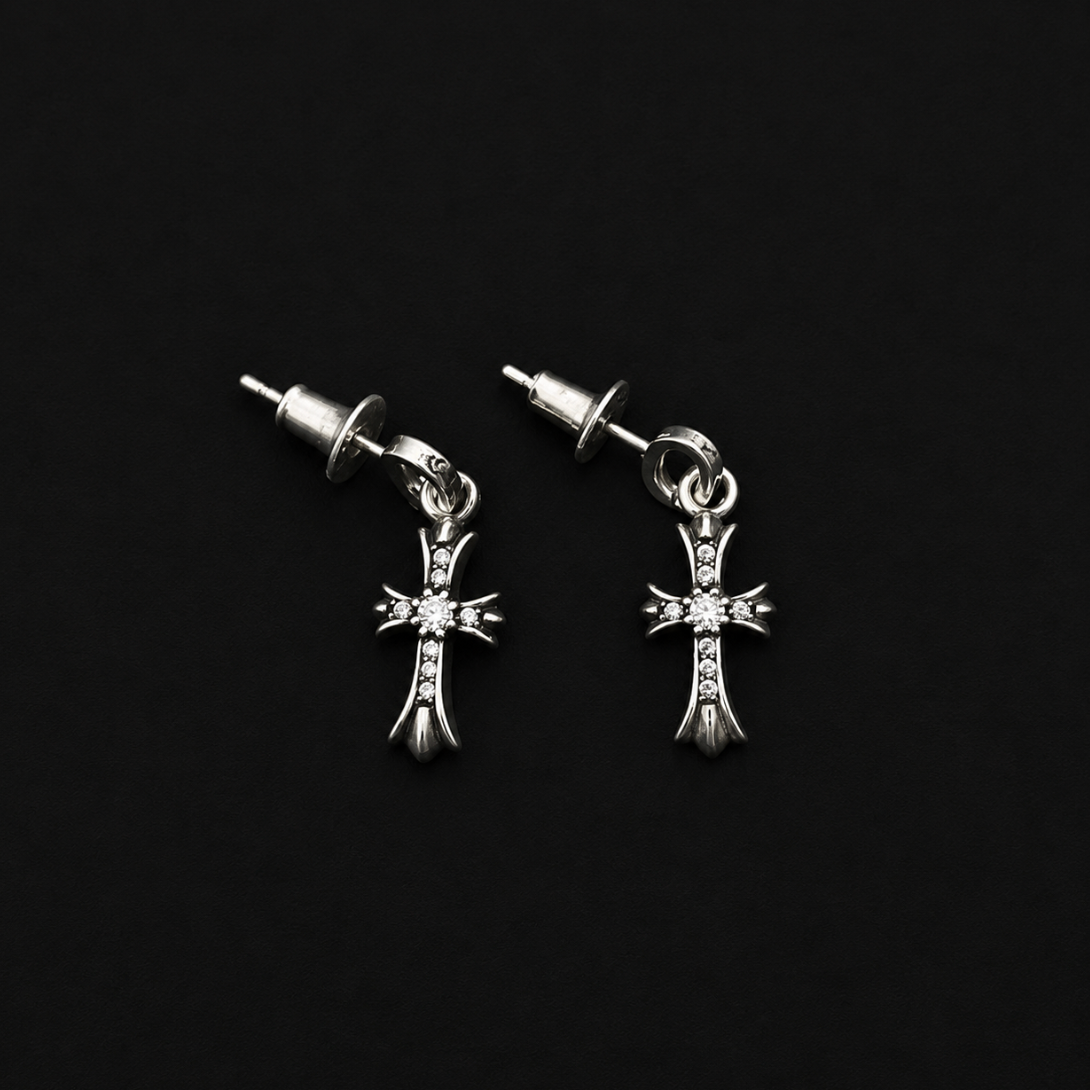 【SL149】Tiny Cross Pierce(White Drill)