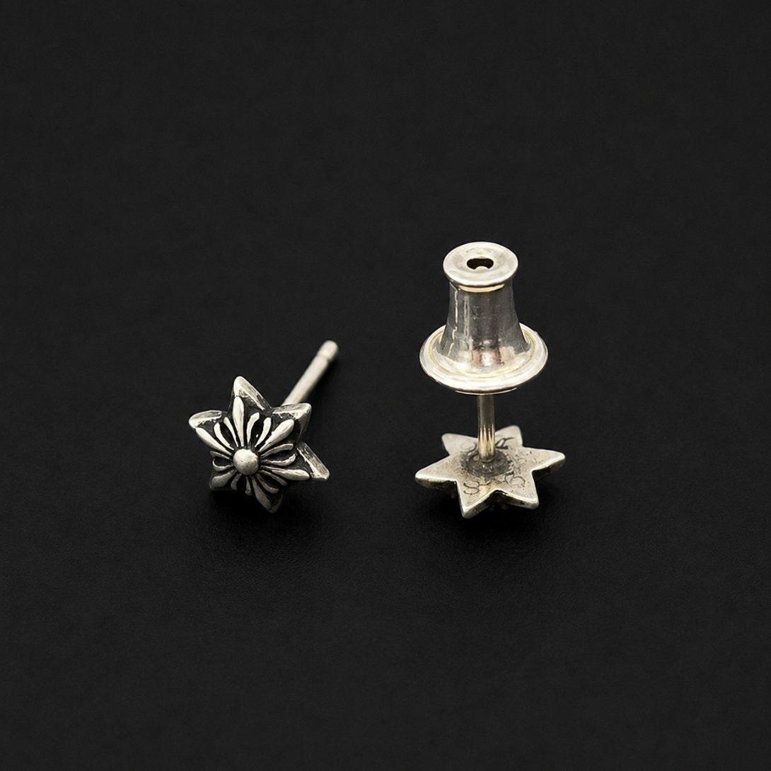 【SL157】Tiny Star Pierce