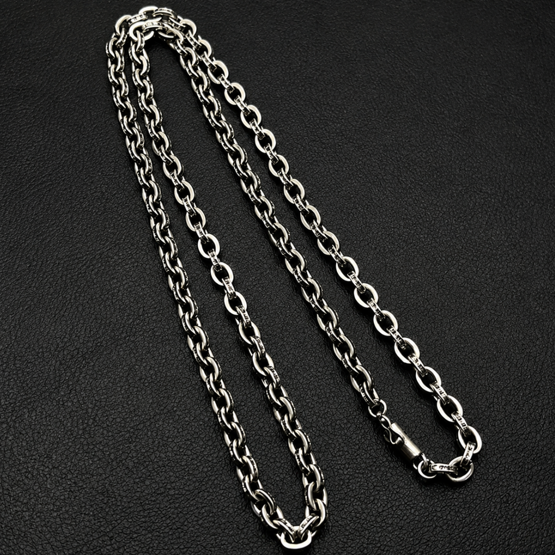 【SL159】Radiant Stone Cross Necklace