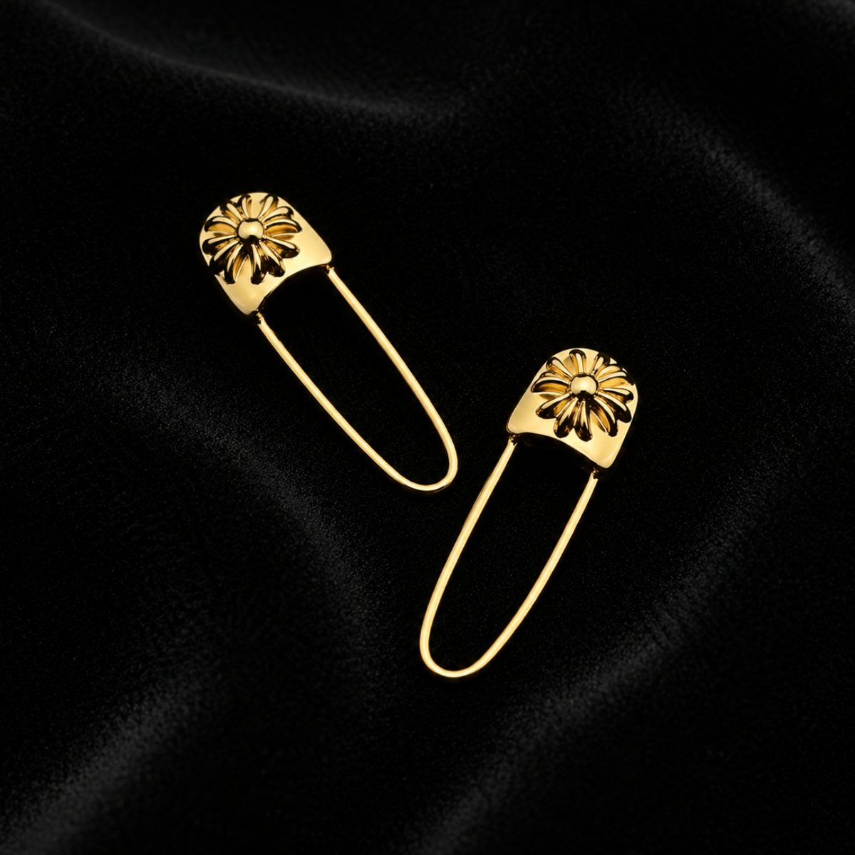 【SL87】Flare Pin Pierce Gold