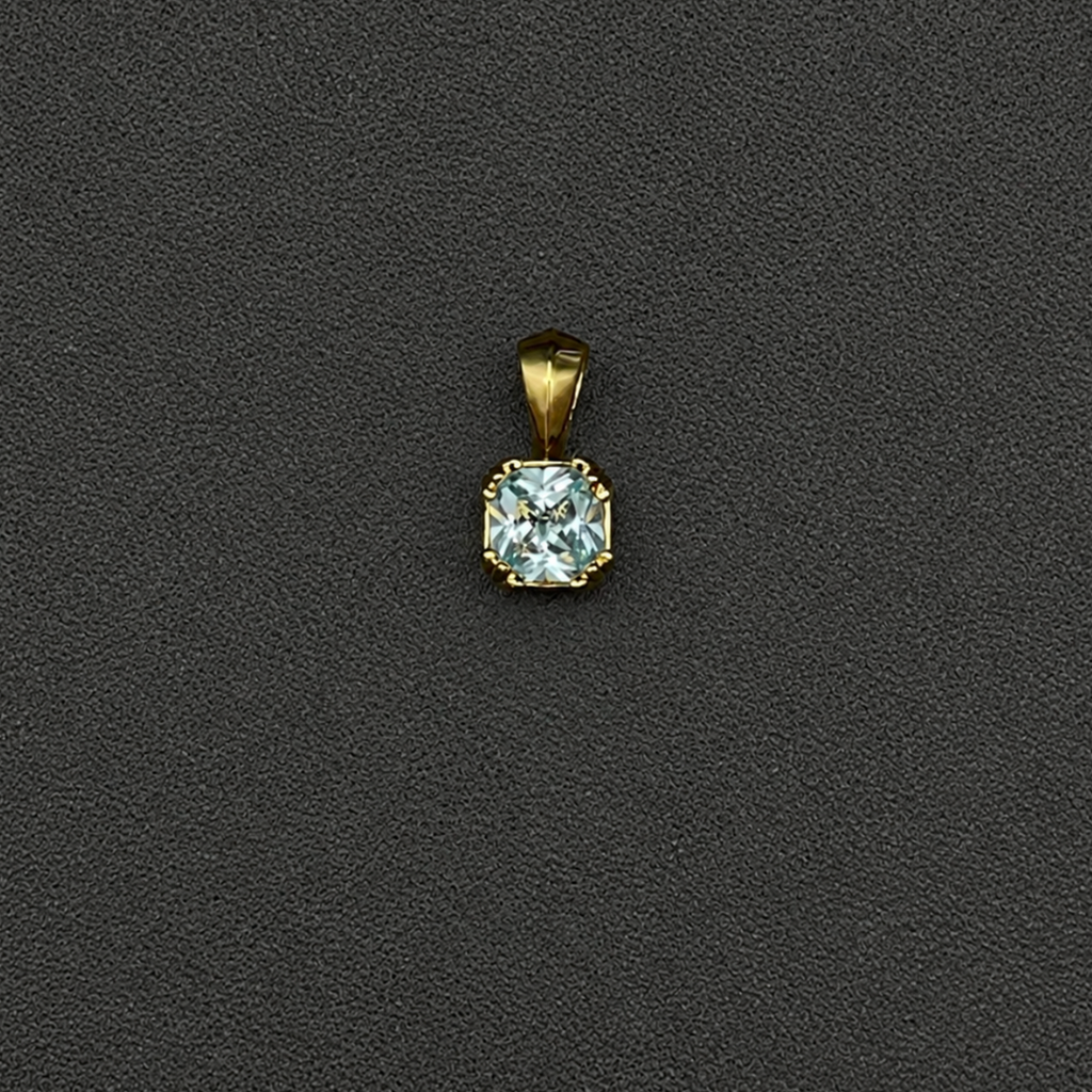 【SL194】Radiant Square Pendant Gold