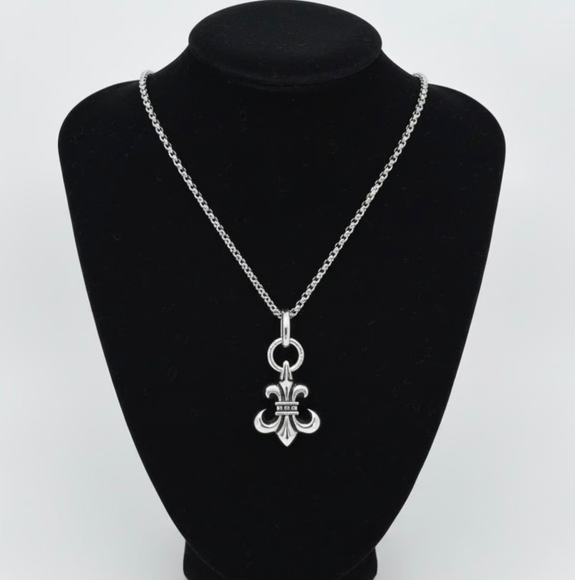 【SL64】Classic Flare Necklace