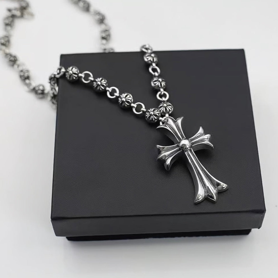 SL49】Cross Creed Necklace – &Silver