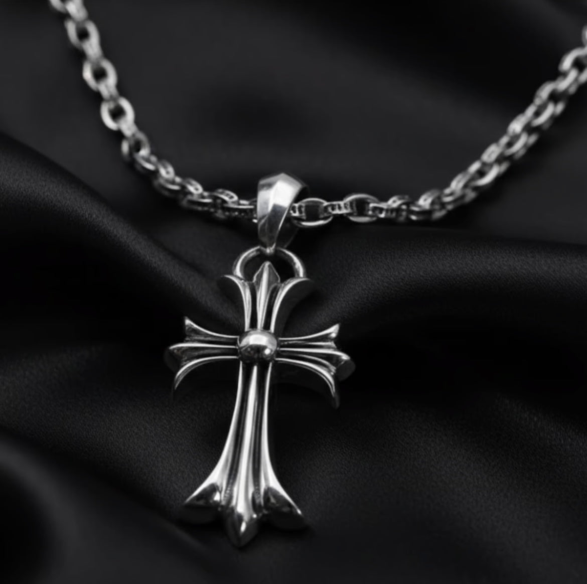 SL39】Paperchain Cross Necklace – &Silver