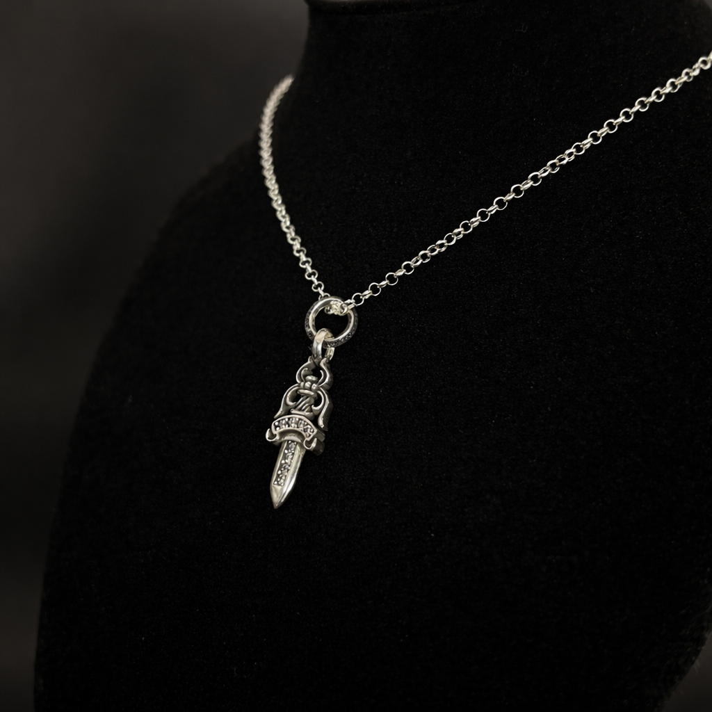 【SL162】Dagger Cross Necklace