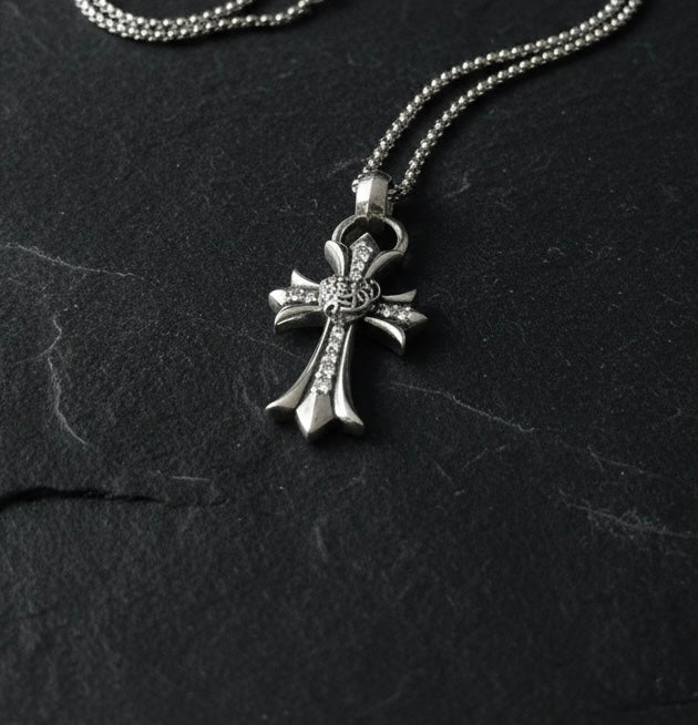 【SL104】Heart & Cross Pavé Necklace