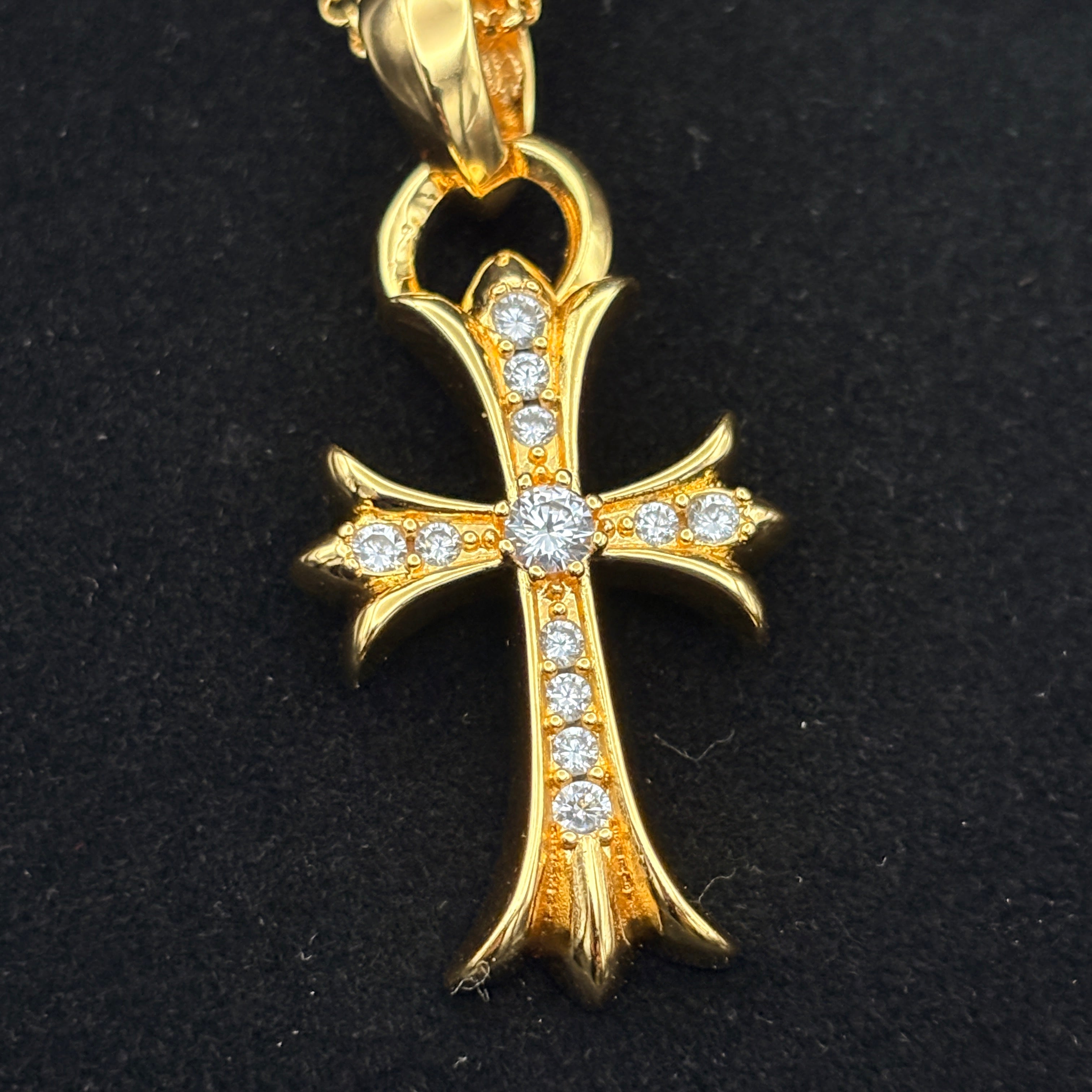 【SL160】Radiant Stone Cross Necklace Gold
