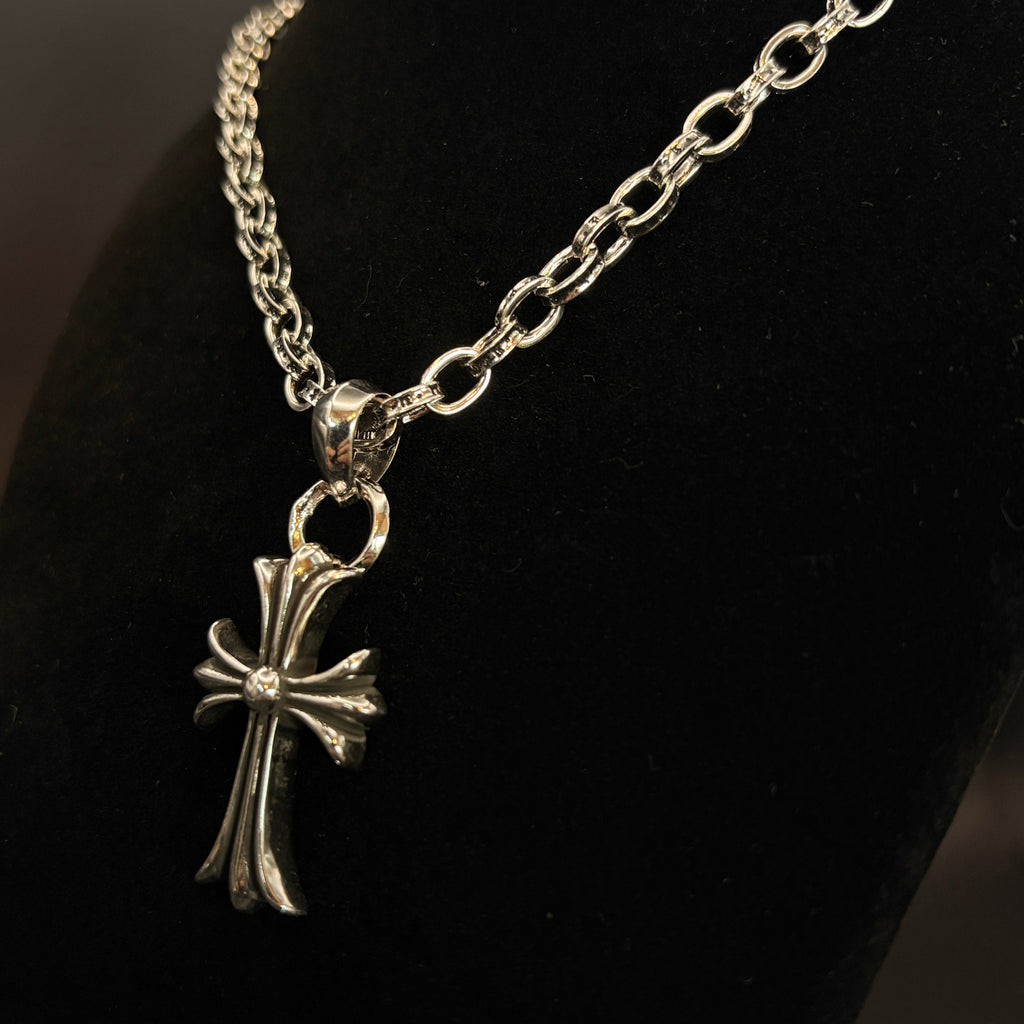 【SL39】Paperchain Cross Necklace
